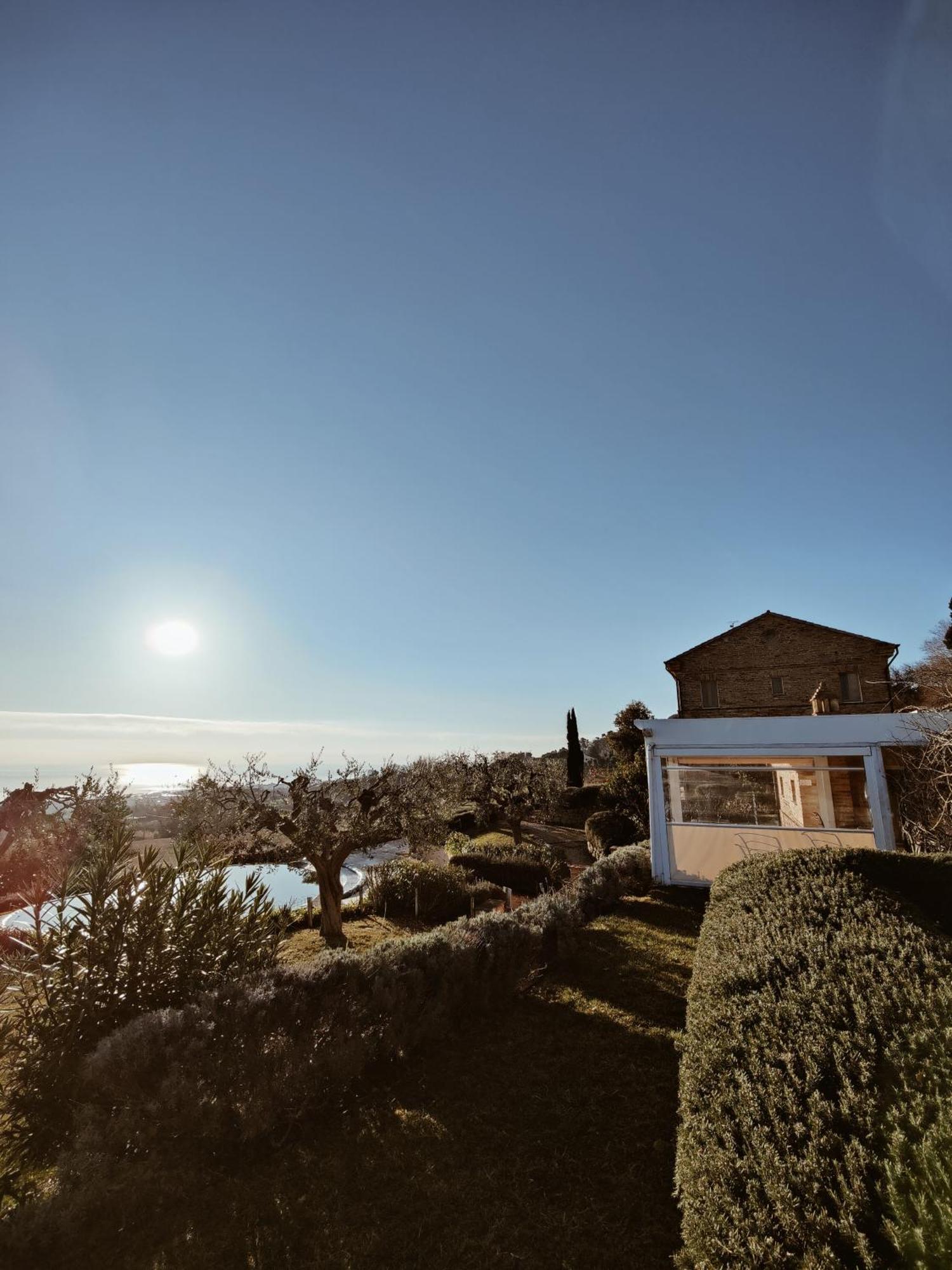 Pamperduto Country Resort Porto Potenza Picena Exterior photo